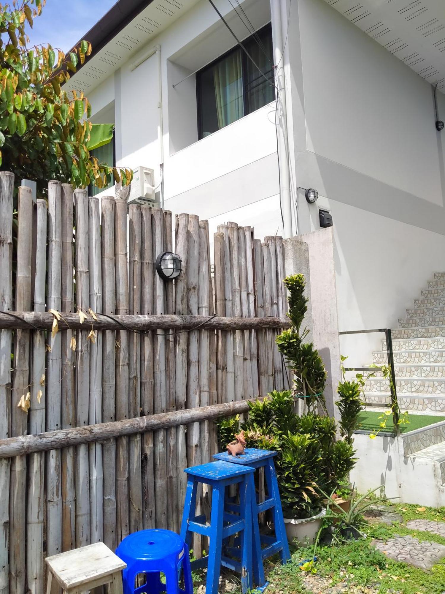A Pousada Sakura House Chiang Mai Exterior foto