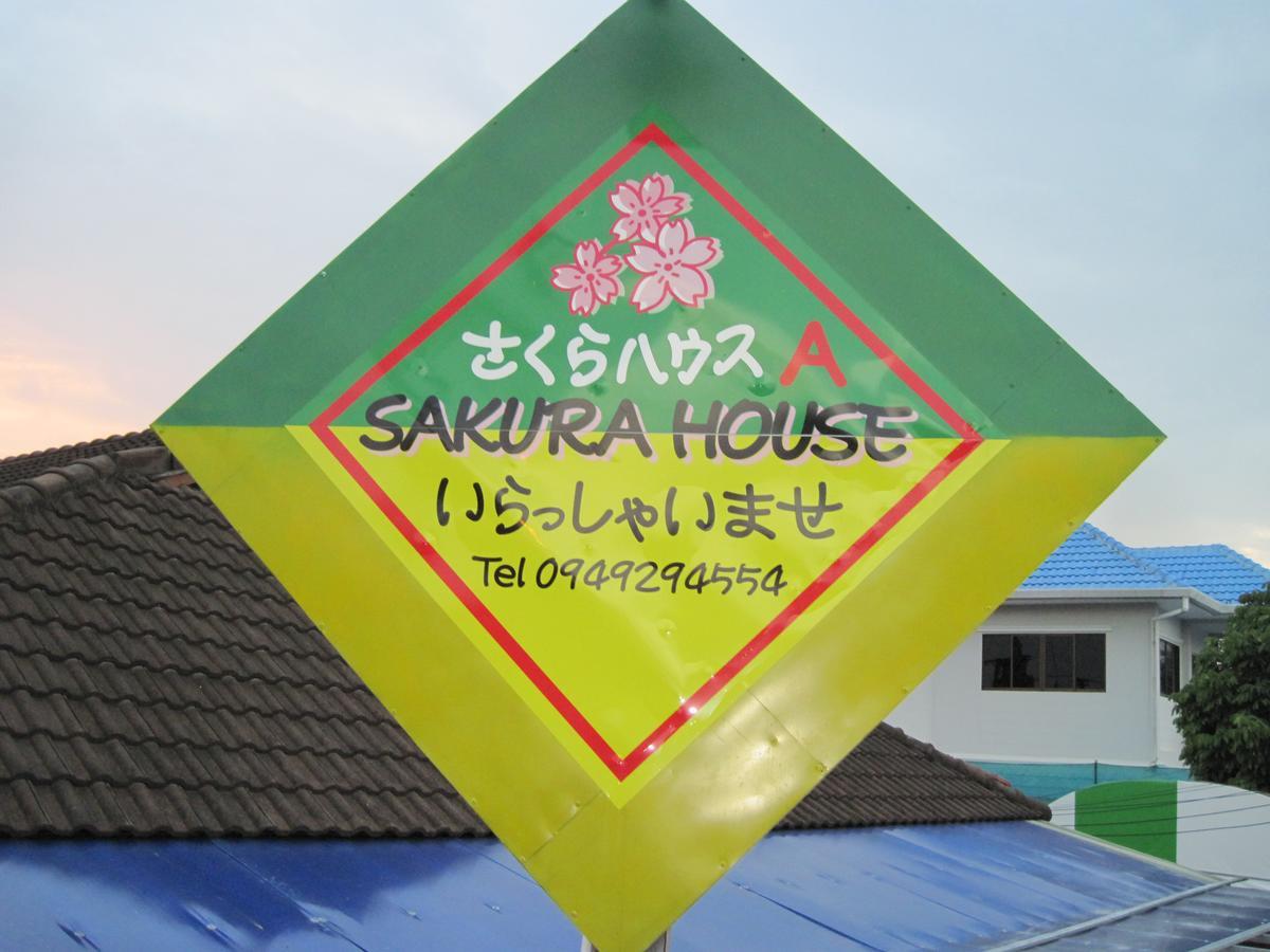 A Pousada Sakura House Chiang Mai Exterior foto